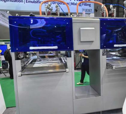 <b>非無菌BIB灌裝機(jī)</b>